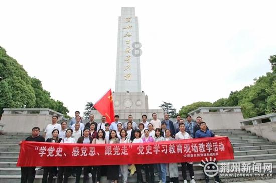 11米长鼻怪飞机来袭！美国几十年磨一剑，首飞将掀起怎样的风暴？